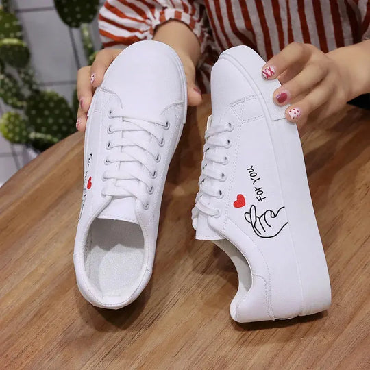 Fashionable white breathable running shoes for women, new casual lace-up shoes with embroidered flowers for spring and autumn MedSurgery Store For Digital Health